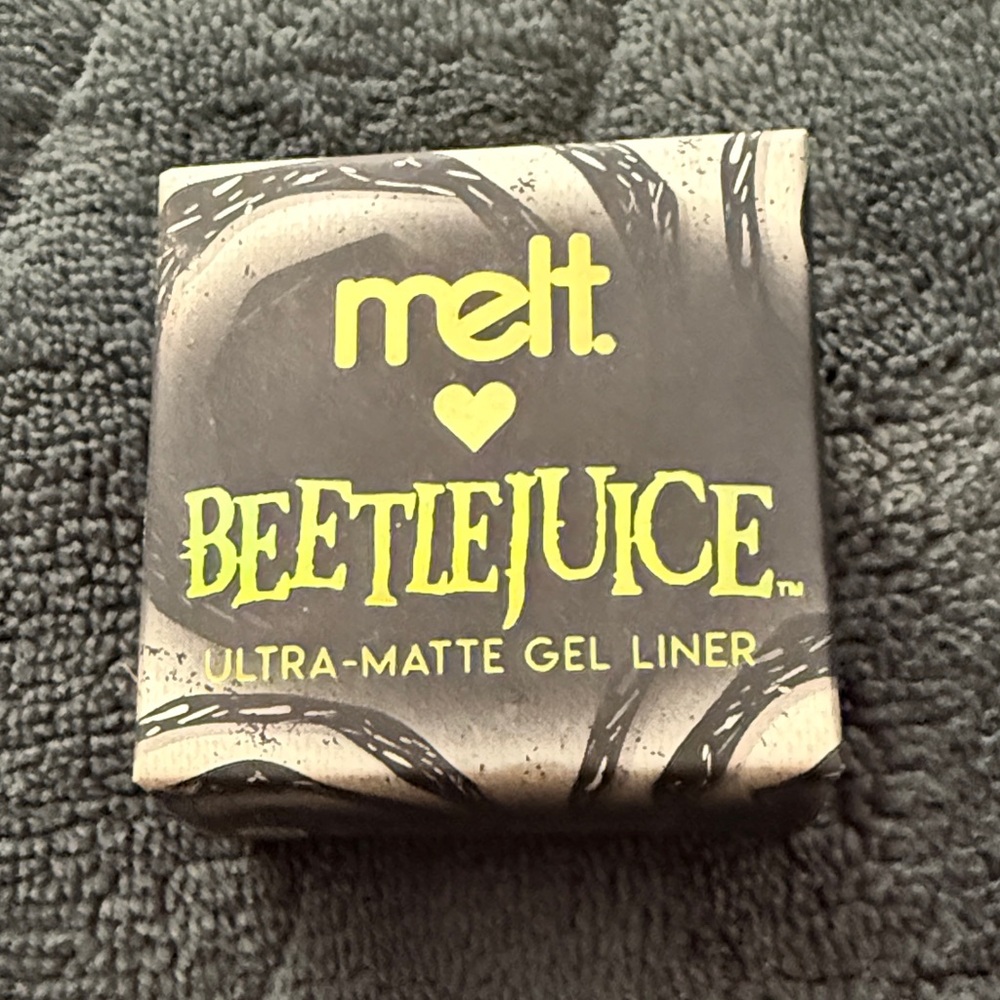 Melt Cosmetics Beetlejuice Ultra-Matte Gel Liner - The afterlife
